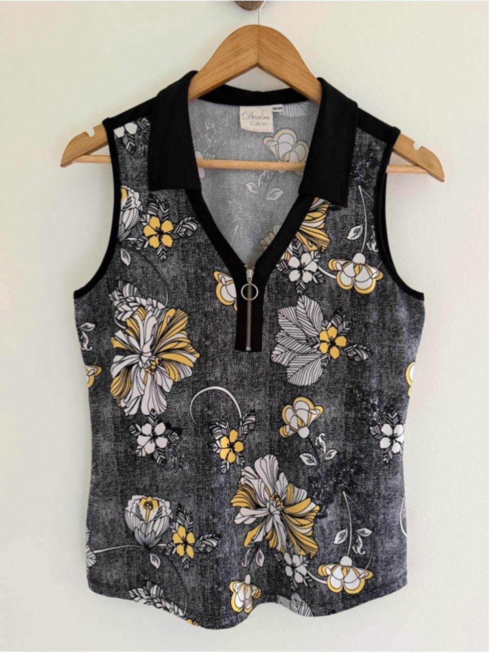 Dexim Golfwear Floral Sleeveless Zip Golf Polo Top Made in Canada Medium
